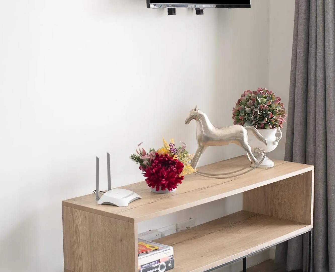 Modern 2 Bedroom Unit In District Six Cape Town